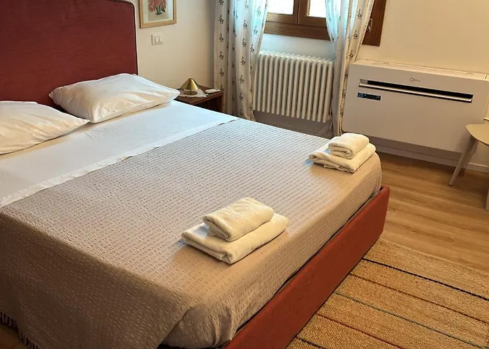 Venexiana Suite