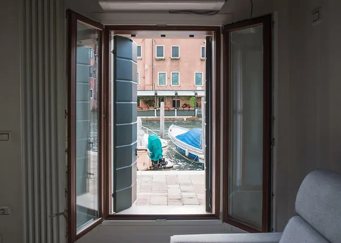 Venetian Mood Private Apartment